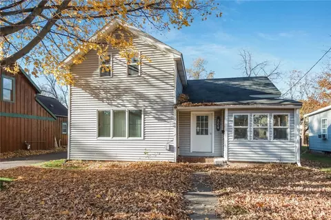 804 E Prospect St, Durand, WI 54736