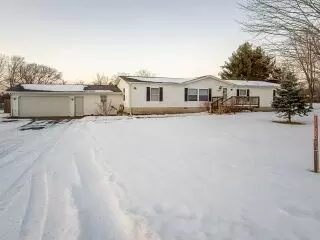 11250 27th Ave, Chippewa Falls, WI 54729