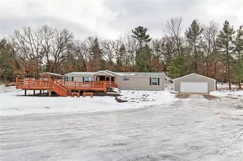 w8967 Oak Ridge Road, Black River Falls, WI 54615