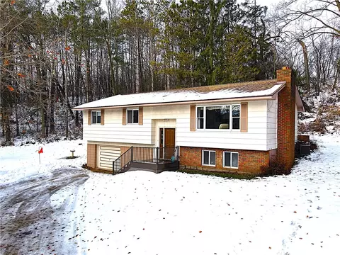 w24753 County Road Q, Independence, WI 54747