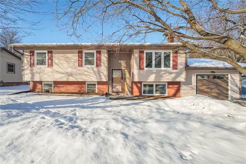711 S Wisconsin St, Fall Creek, WI 54742