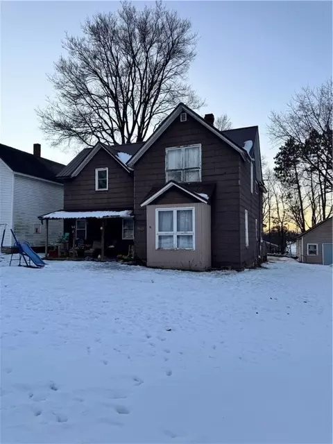 50683 N 2nd St #2, Eleva, WI 54738