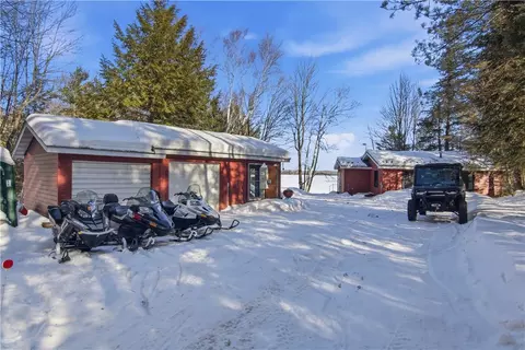 10570 N East End Dr, Hayward, WI 54843