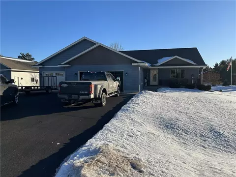 19041 62nd Ave, Chippewa Falls, WI 54729