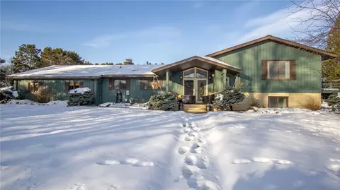 809 High St, Colfax, WI 54730