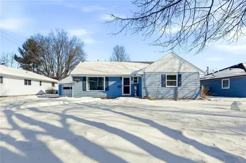 2815 Clark Pl, Eau Claire, WI 54701