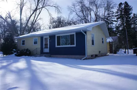 2718 5th St, Eau Claire, WI 54703