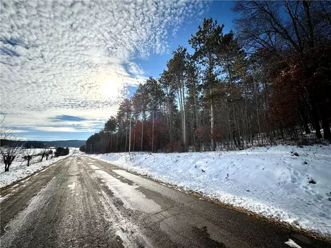 n7897n780 N Th St, Colfax, WI 54730