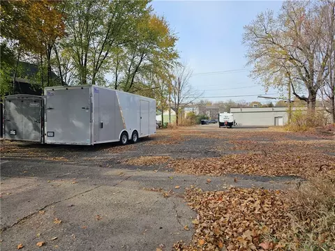 315 N 2nd St, River Falls, WI 54022