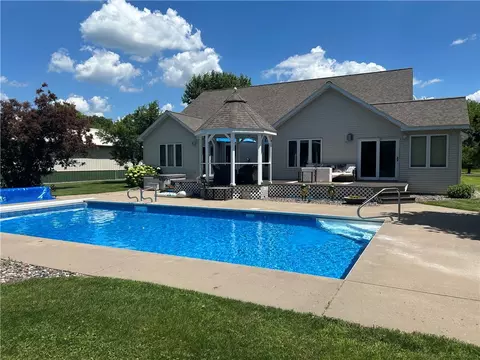 Exterior - 710 260th St, Woodville, WI 54028 photo 2 of 10