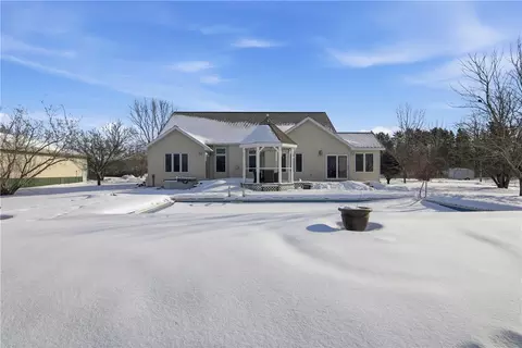 Exterior - 710 260th St, Woodville, WI 54028 photo 4 of 10