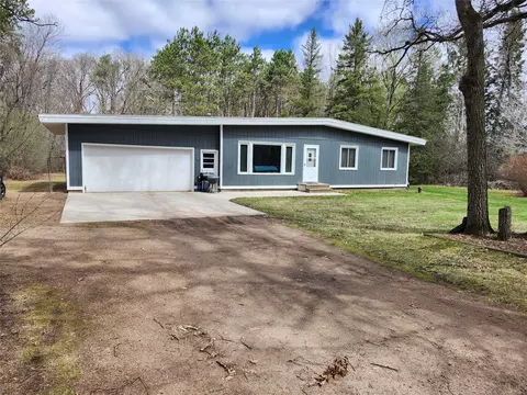 5940 Tower Dr, Eau Claire, WI 54703