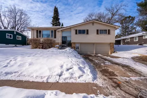 2858 11th St, Eau Claire, WI 54703