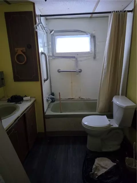Bath - 987 25th St, Chetek, WI 54728 photo 1 of 1