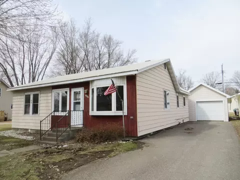 636 E 3rd St, Owen, WI 54460