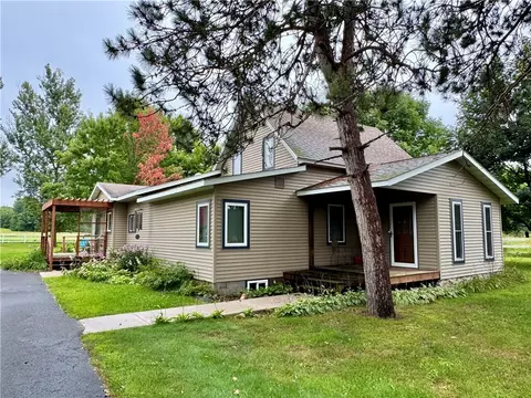 1095 South 140th Avenue, Fall Creek, WI 54742
