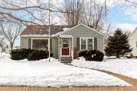 2009 Valmont Ave, Eau Claire, WI 54701
