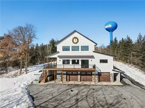 301 E Poplar Ave, Cameron, WI 54822