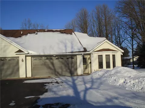 1111 W Fairway Dr, Ladysmith, WI 54848