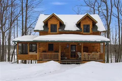 10471 N Scarlet Tanager Ln, Hayward, WI 54843