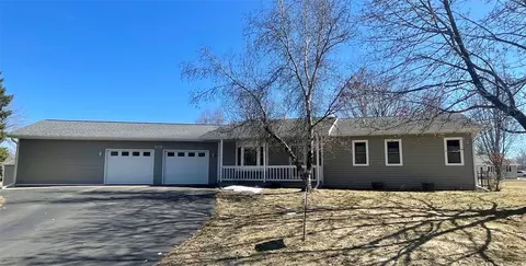 608 Fagstad St NE, Menomonie, WI 54751