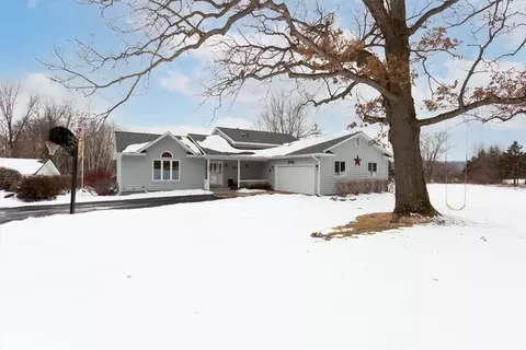 n4309 County Road Y, Menomonie, WI 54751