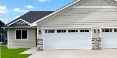 6835 Buck Tail Dr, Altoona, WI 54720