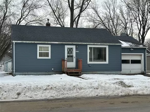 13119 7th St, Osseo, WI 54758
