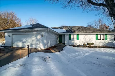 3507 Nimitz St, Eau Claire, WI 54701