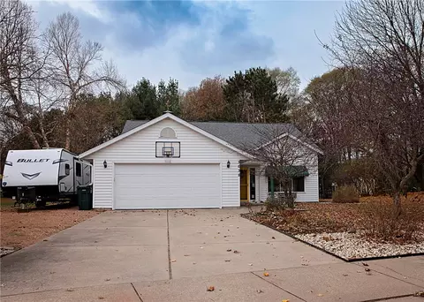 3638 W Parkside Cir, Eau Claire, WI 54701