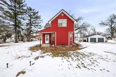 26014 E Mondovi St, Eleva, WI 54738