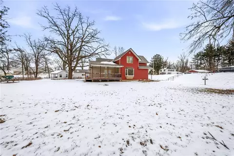 Exterior - 26014 E Mondovi St, Eleva, WI 54738 photo 4 of 5