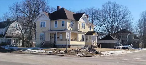 518 Main St #4, Black River Falls, WI 54615