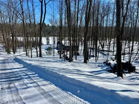 2549 C 7 12 St, Cumberland, WI 54829