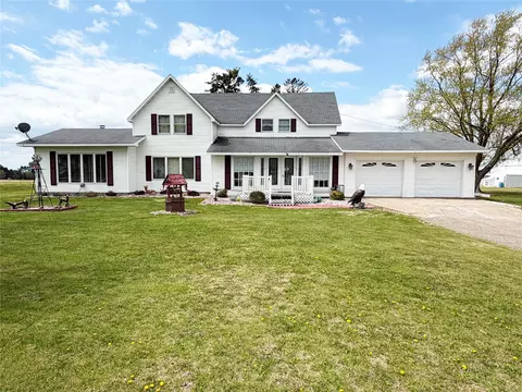 854 6th St # A, Clayton, WI 54004