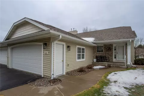 4325 E Hamilton Ave #15, Eau Claire, WI 54701