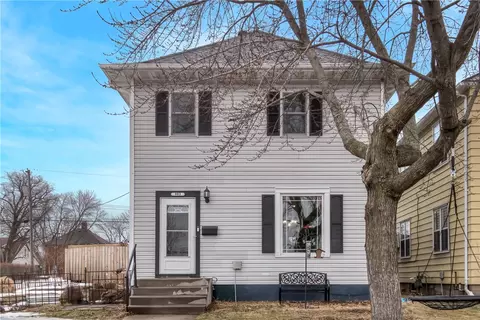 903 Summer St, Eau Claire, WI 54701