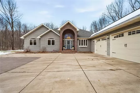 7888 W Folsom St, Eau Claire, WI 54703