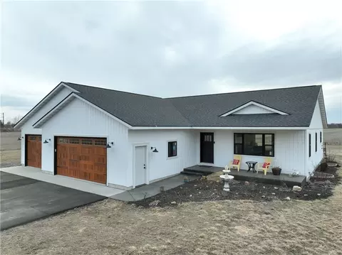 10612 170th St, Chippewa Falls, WI 54729