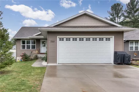 733 Gilbert St, Eau Claire, WI 54703