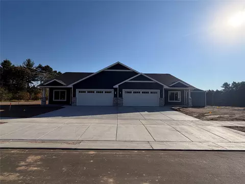 5609 Moss Trl, Eau Claire, WI 54701