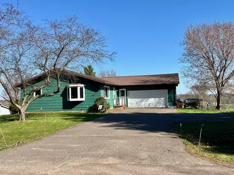 1439 E Maple Ave, Barron, WI 54812