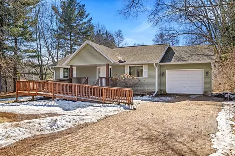 7338 203rd St, Chippewa Falls, WI 54729