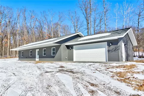 1540 Woodland St, Spooner, WI 54801