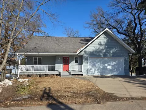 1728 Pinewood Ave, Chetek, WI 54728