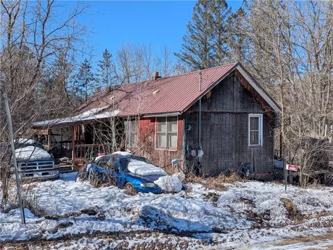 n4663 Hendricks Road, Ladysmith, WI 54848