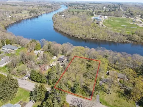 1101 W 5th St N, Ladysmith, WI 54848