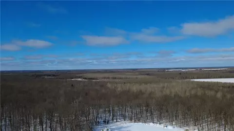 000 Hallberg Rd, Ogema, WI 54459