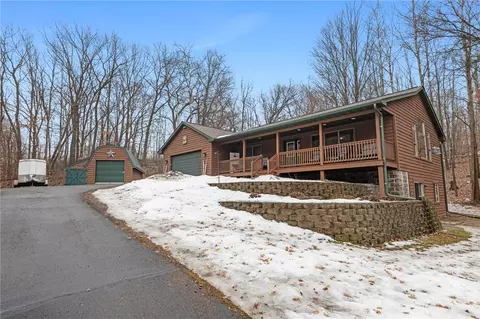 1012 Sunrise Rd, Saint Croix Falls, WI 54024