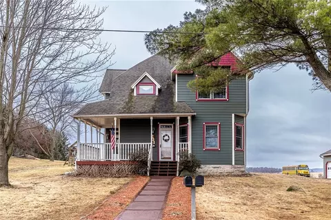 201 W Grove St, Alma Center, WI 54611